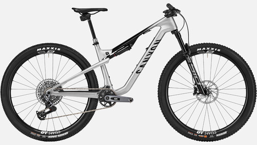 Lux Trail CF 9 Lux Trail CF 9