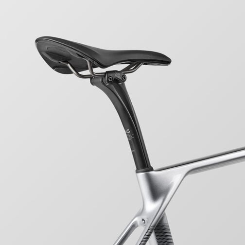 Endurace CF SLX 8 Di2 Endurace CF SLX 8 Di2