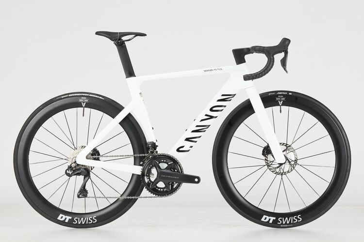 Aeroad CF SLX 8 Di2 Aeroad CF SLX 8 Di2