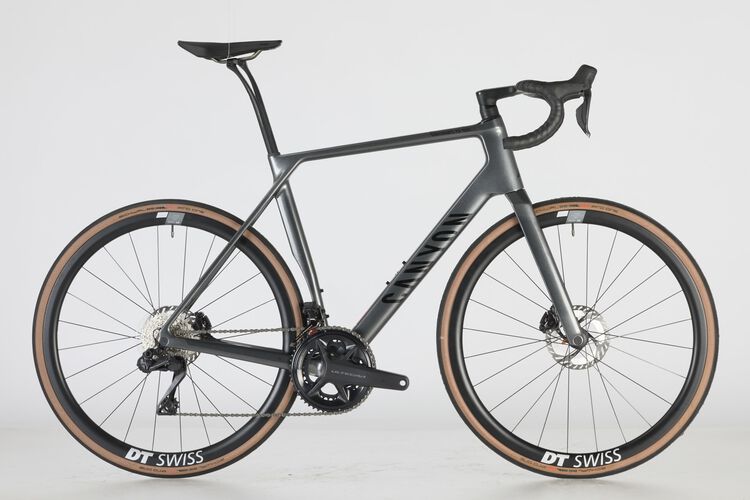 Endurace CF SLX 8 Di2 Endurace CF SLX 8 Di2