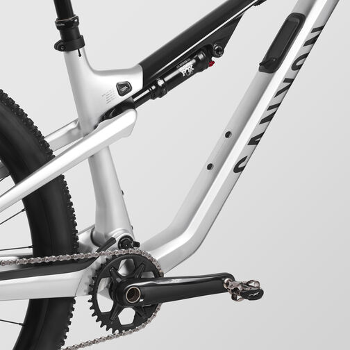 Lux Trail CF 8 Lux Trail CF 8