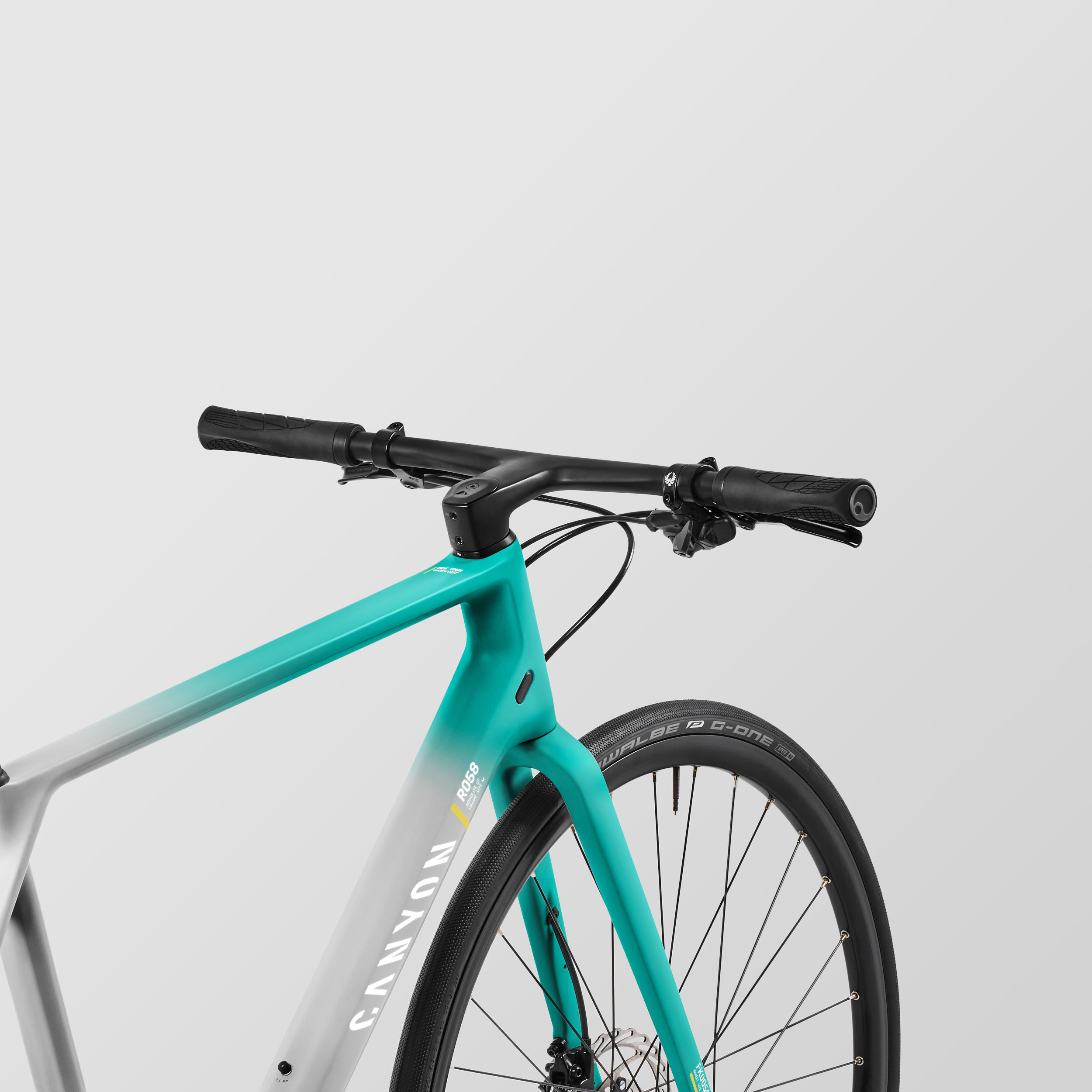 Roadlite CF 8
