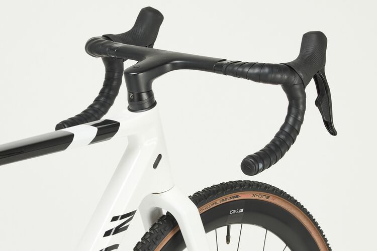 Inflite CF SLX 8 Inflite CF SLX 8