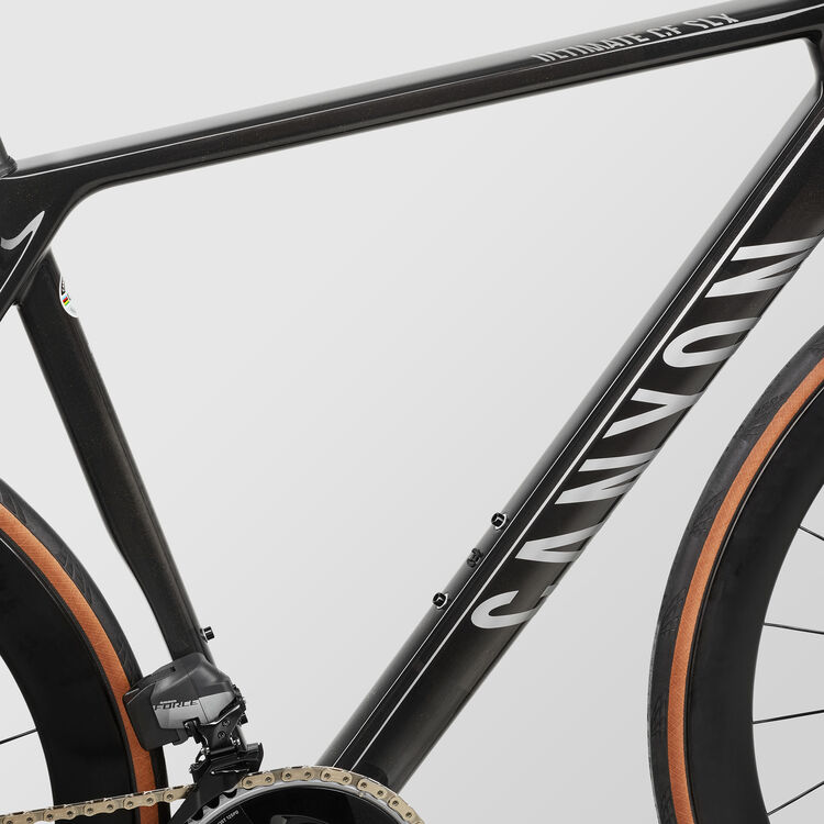 Ultimate CF SLX 8 Disc LTD I Ultimate CF SLX 8 Disc LTD I