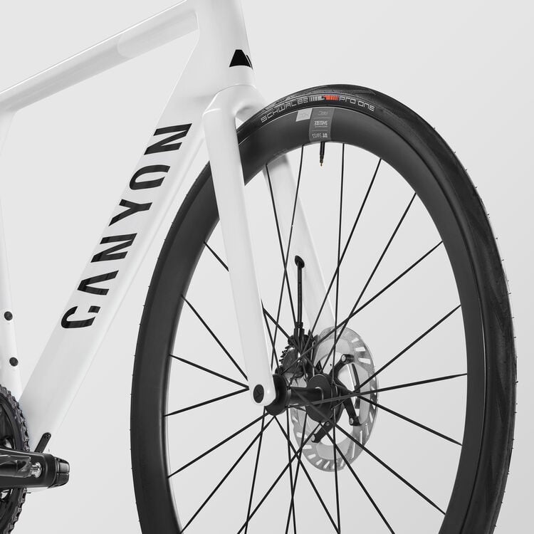 Ultimate CF SLX 8 Di2 Ultimate CF SLX 8 Di2