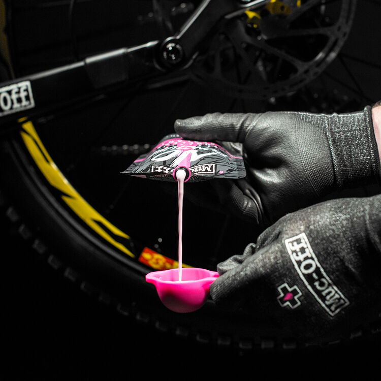 Muc-Off Ultimate Tubeless Kit Muc-Off Ultimate Tubeless Kit