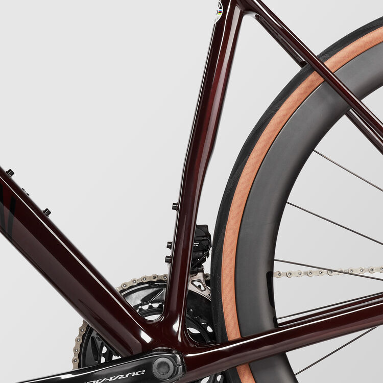 Endurace CF SLX 9 Disc Di2 Endurace CF SLX 9 Disc Di2