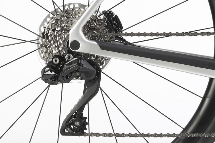 Endurace CF SLX 7 Di2 Endurace CF SLX 7 Di2