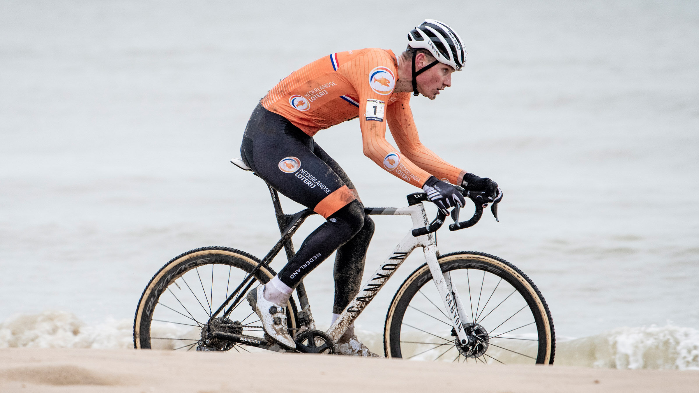 Inflite CF SLX 9 Team