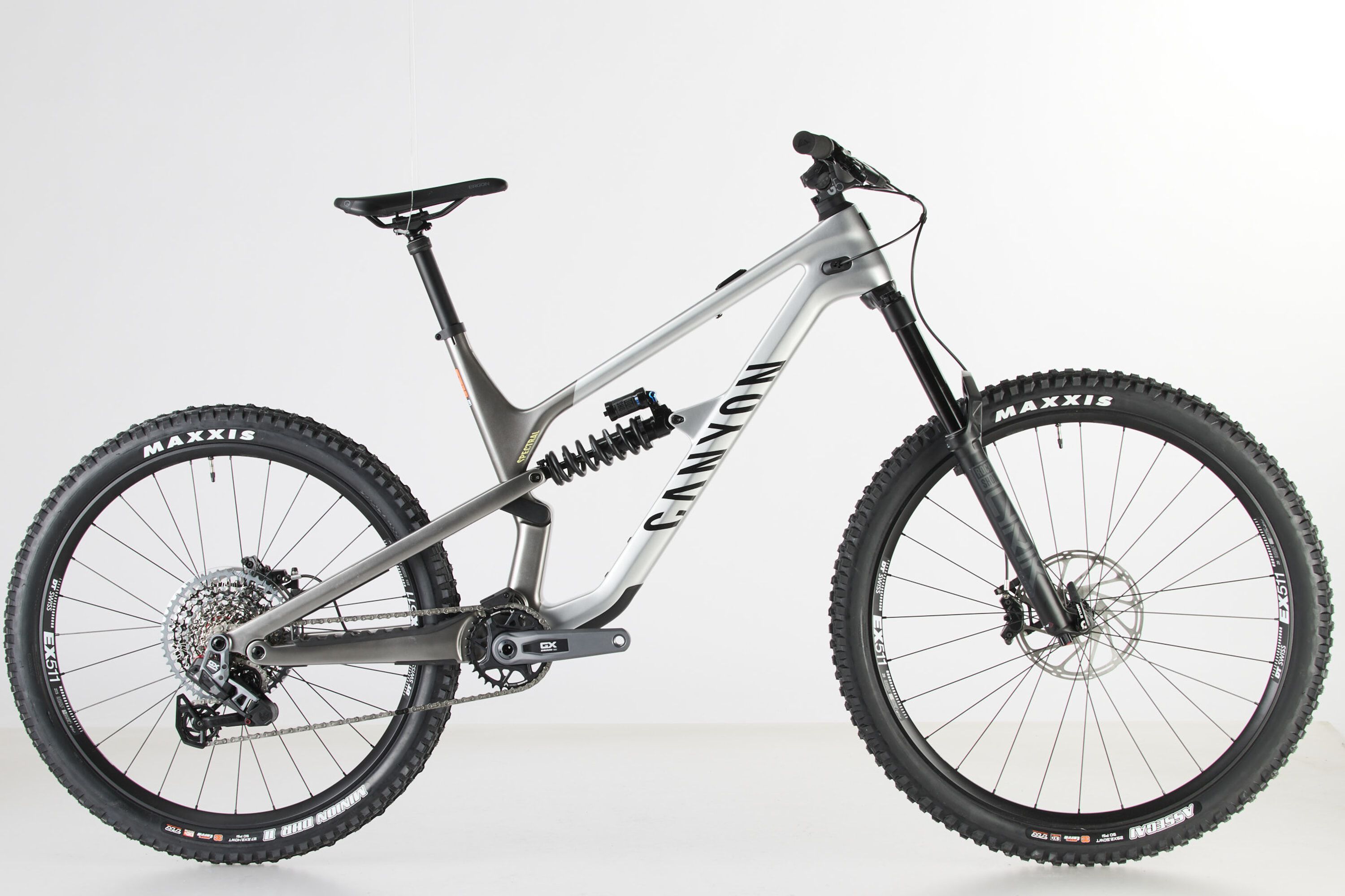 CANYON SPECTRAL CF 8.0 (27.5)カーボン・サイズM