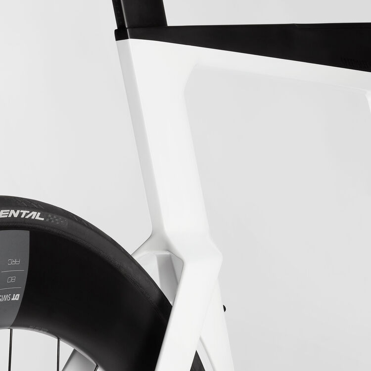 Speedmax CF SLX 8 Disc Di2 Speedmax CF SLX 8 Disc Di2