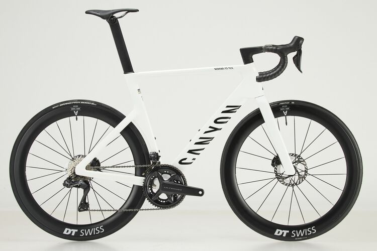 Aeroad CF SLX 8 Di2 Aeroad CF SLX 8 Di2