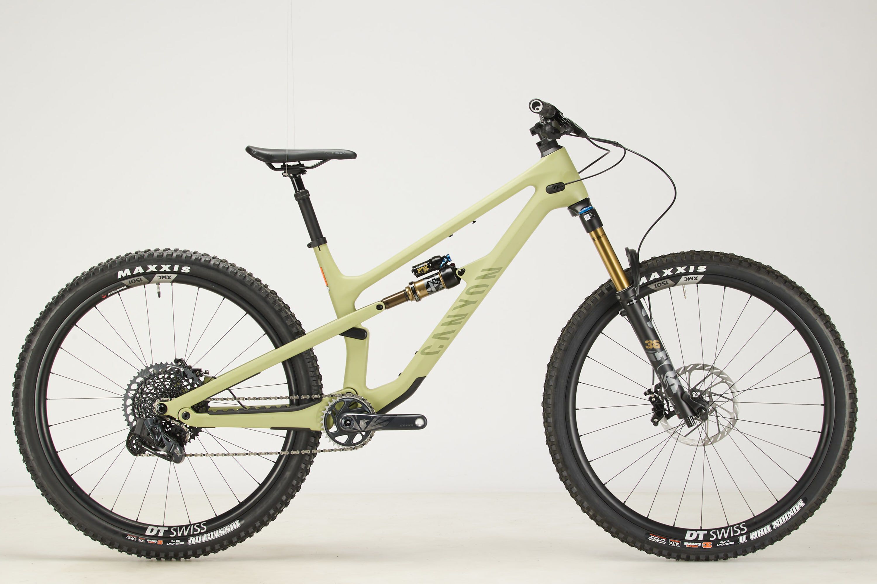 Canyon Spectral 125 CF9 カーボンフレーム　Mサイズ 2024 Canyon Spectral Review | When less is actually more