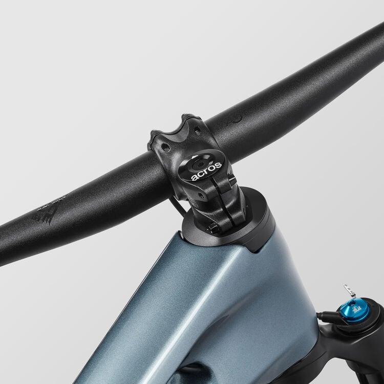 Lux Trail CF 6 Lux Trail CF 6