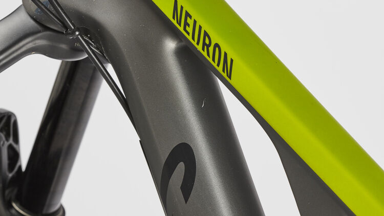 Neuron CF 9.0 Neuron CF 9.0