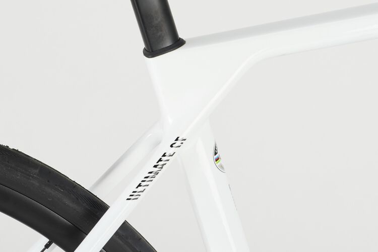 Ultimate CF 7 Ultimate CF 7