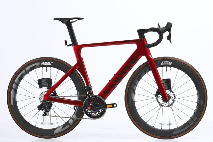 Aeroad CF SLX 8 AXS Aeroad CF SLX 8 AXS
