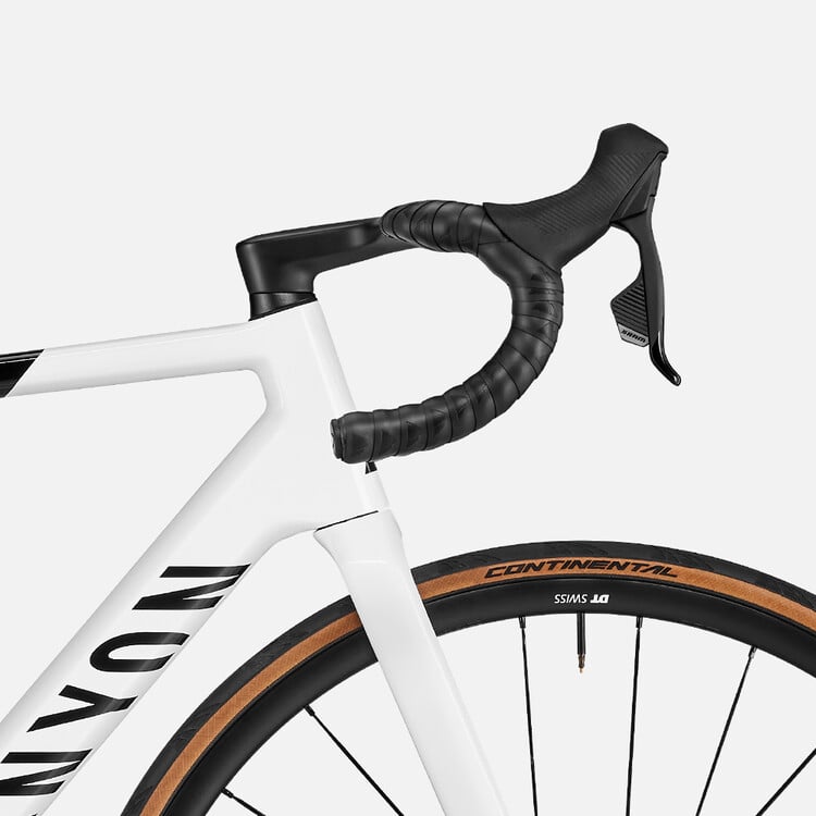 Ultimate CF SL 7 eTap Ultimate CF SL 7 eTap