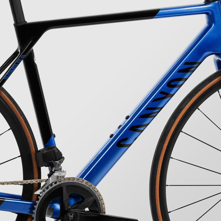 Ultimate CF SL 7 eTap Ultimate CF SL 7 eTap