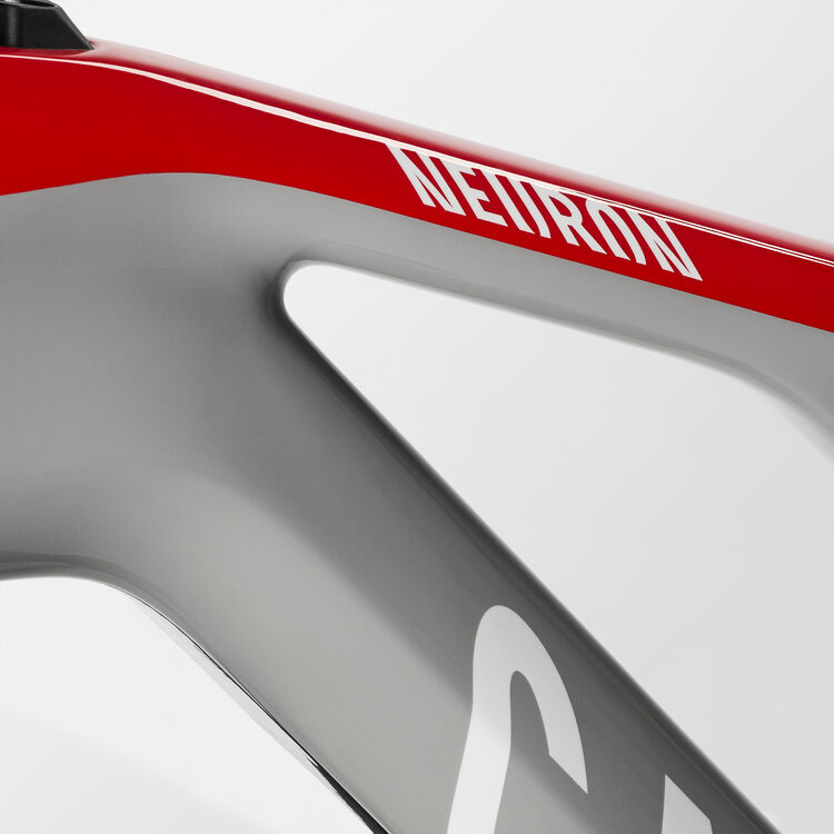 Neuron CF 9 SL Neuron CF 9 SL
