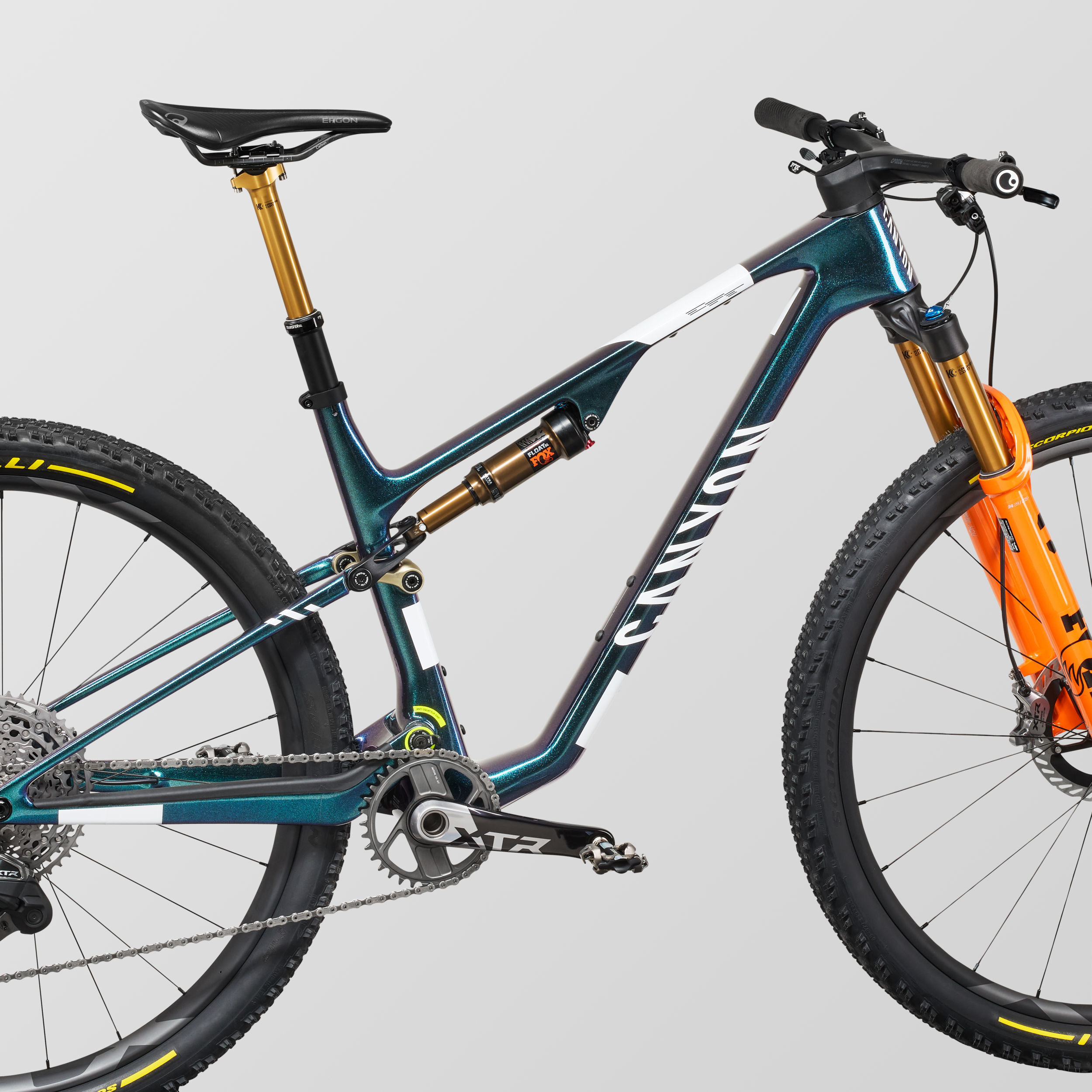 Lux World Cup CFR XTR Di2