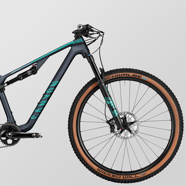 Lux Trail CF 7 Lux Trail CF 7