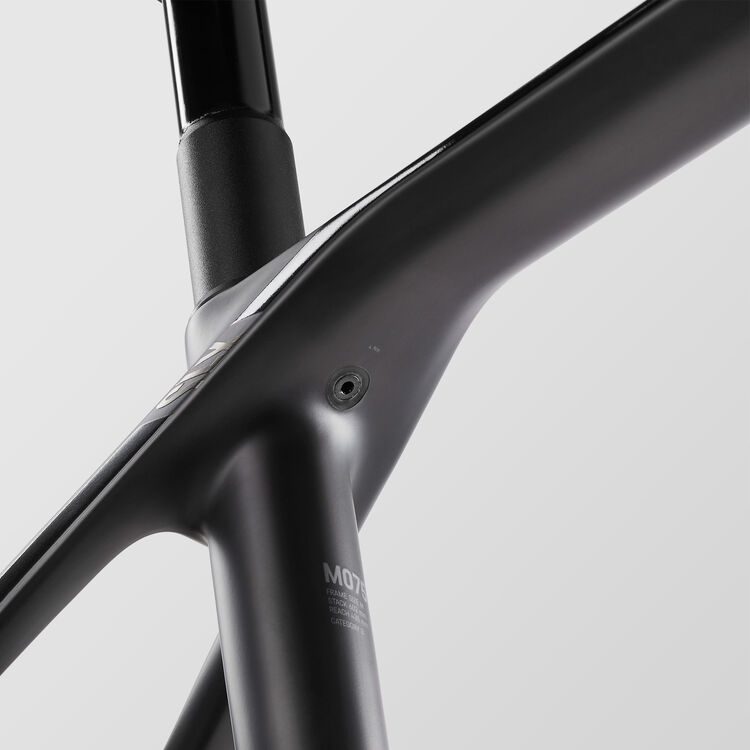 Exceed CF SLX 9 Exceed CF SLX 9