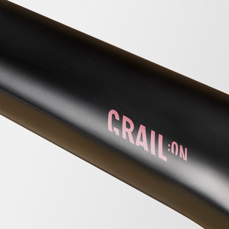 Grail:ON CF 7 Grail:ON CF 7