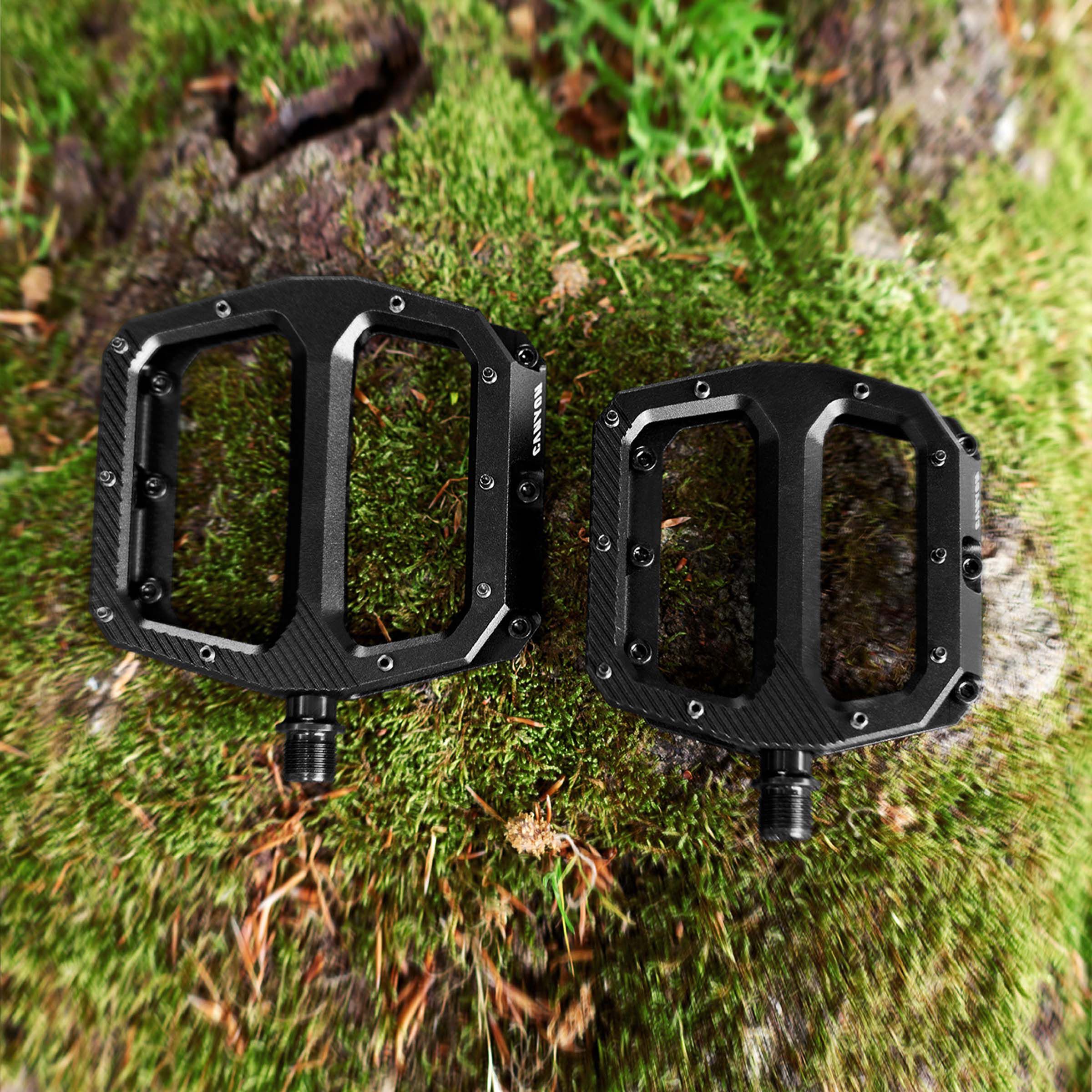 Canyon cheap flat pedals