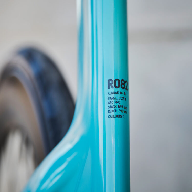 Aeroad CF SL 8 Disc Aeroad CF SL 8 Disc