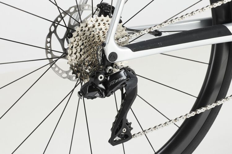 Endurace CF SLX 7 Di2 Endurace CF SLX 7 Di2