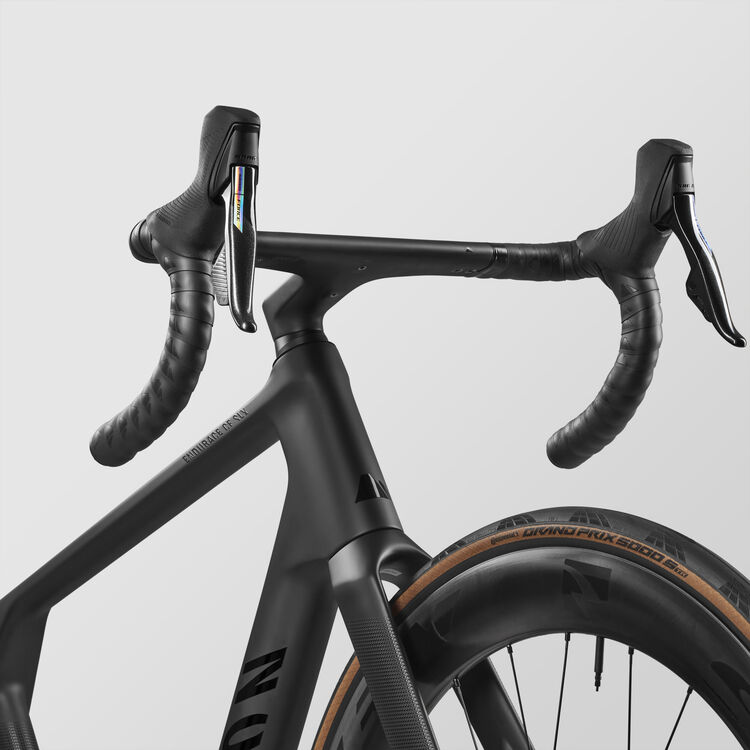 Endurace CF SLX 8 AXS AR60 Endurace CF SLX 8 AXS AR60