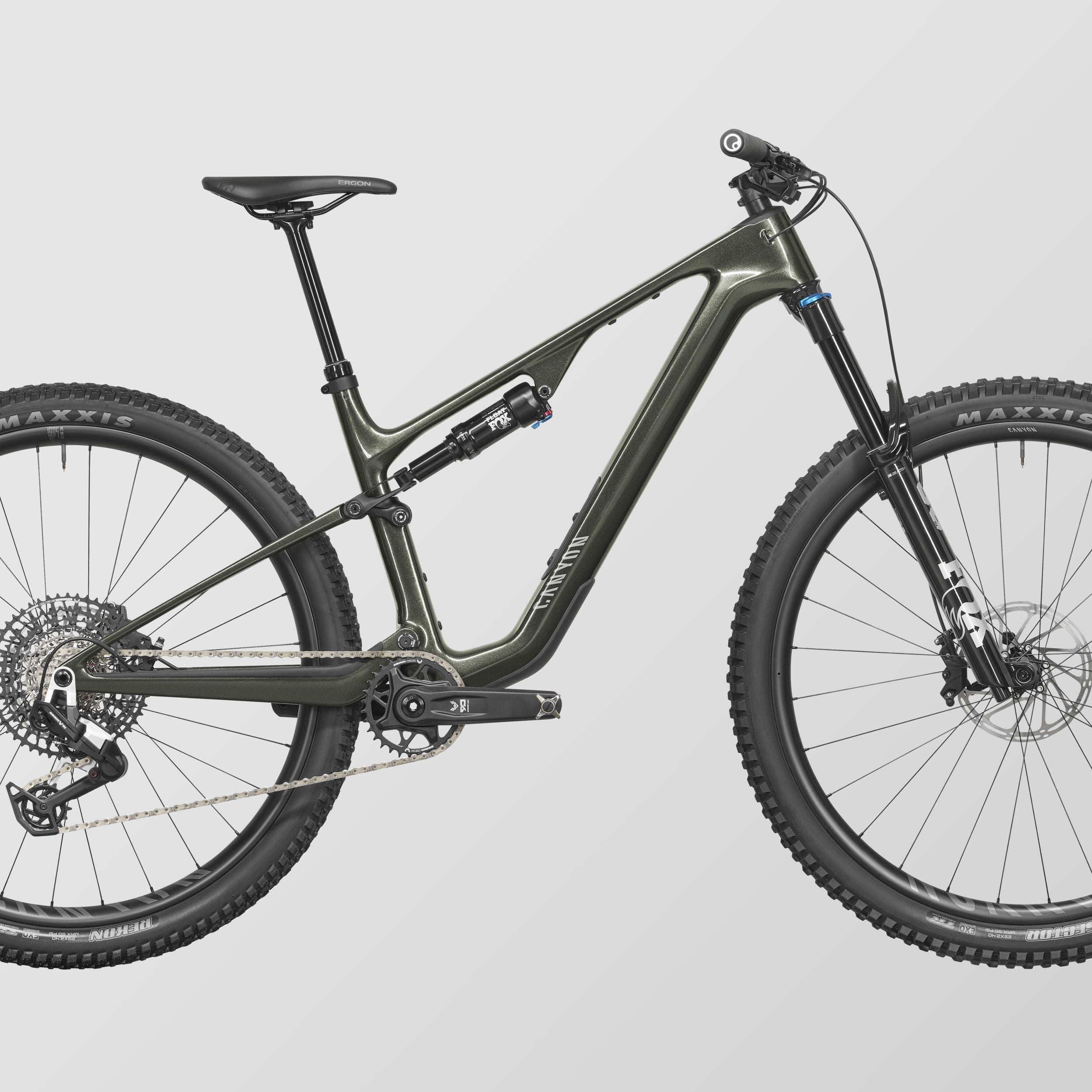 Lux Trail CF 7