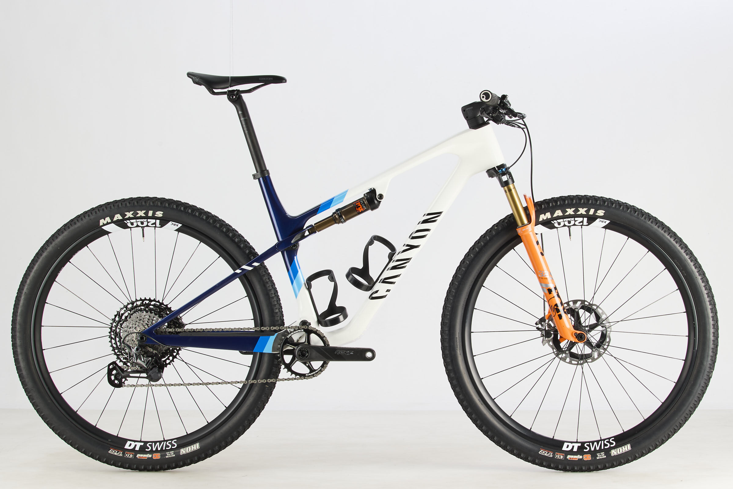 Canyon lux cf slx 9.0 race team shop