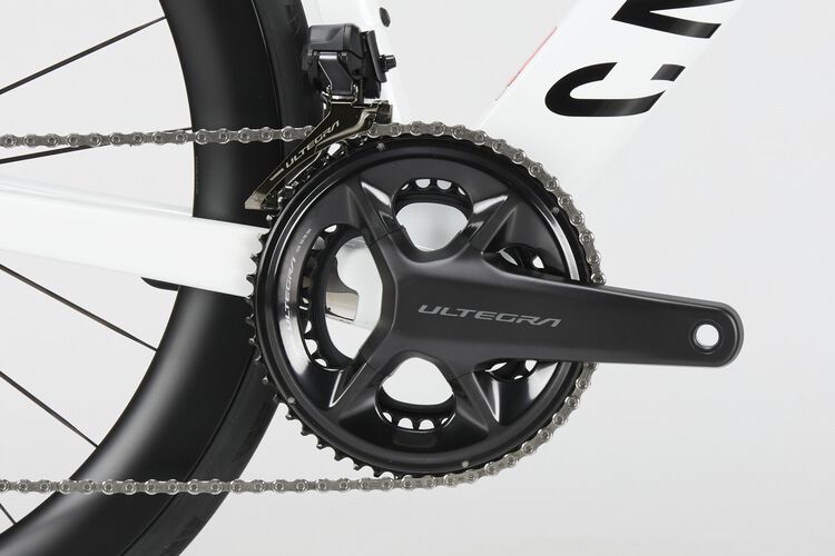 Aeroad CF SLX 8 Di2 Aeroad CF SLX 8 Di2