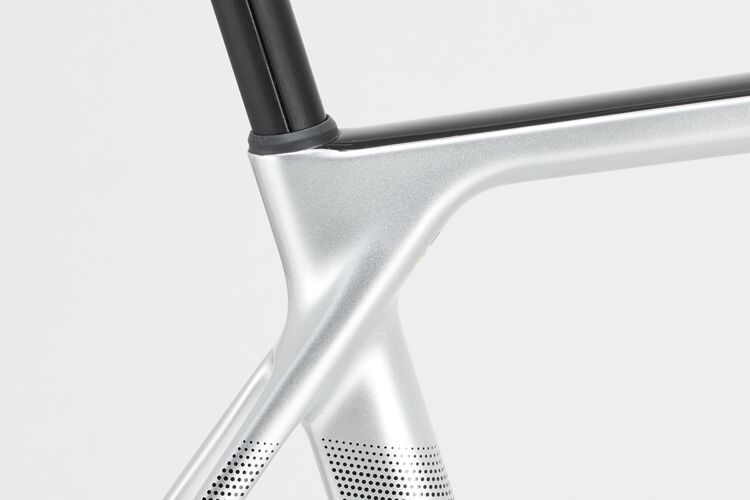 Endurace CF SLX 7 Di2 Endurace CF SLX 7 Di2