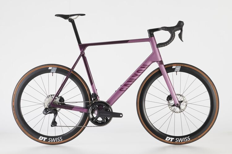 Ultimate CF SLX 8 Di2 Ultimate CF SLX 8 Di2