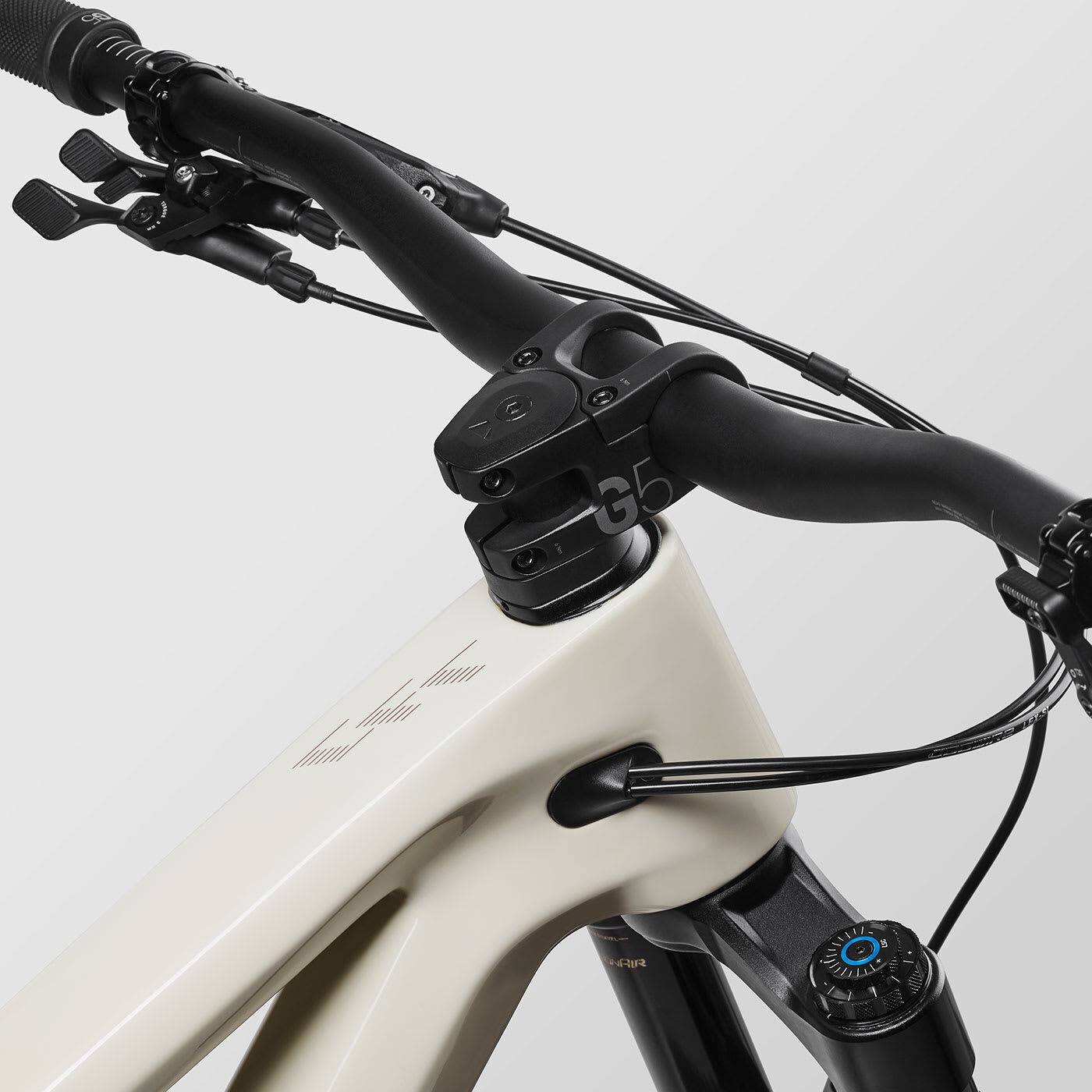 Strive CFR LTD CANYON CH
