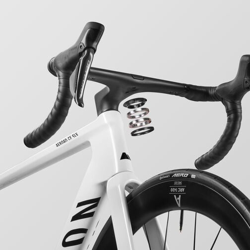 Aeroad CF SLX 8 Di2 Aeroad CF SLX 8 Di2