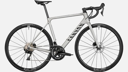 Endurace CF SL 7 Disc Endurace CF SL 7 Disc