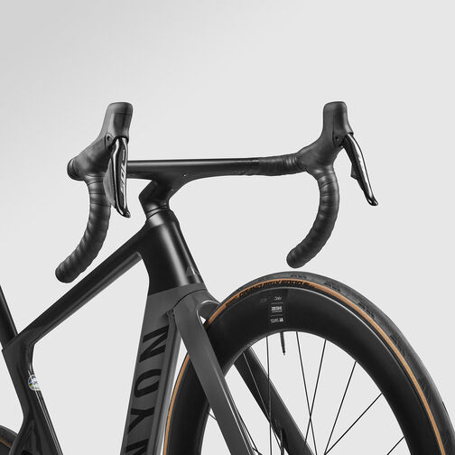 Aeroad CF SLX 7 Di2 Aeroad CF SLX 7 Di2
