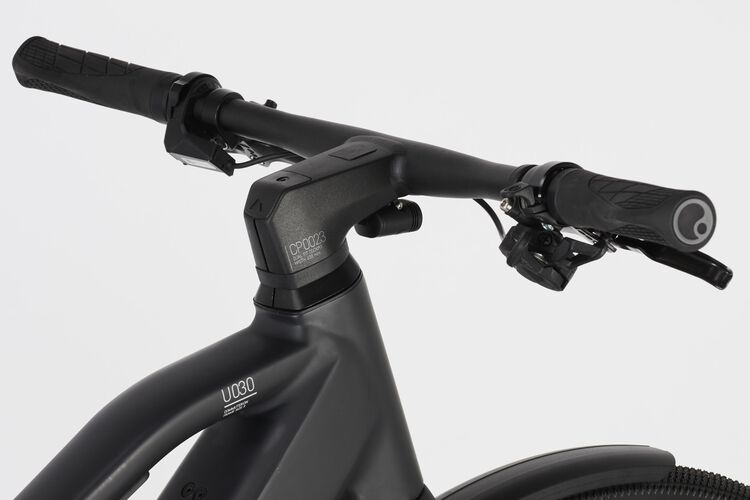 Commuter:ONfly 7 mid-step Commuter:ONfly 7 mid-step