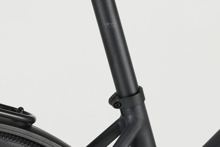 Commuter:ONfly 7 mid-step Commuter:ONfly 7 mid-step