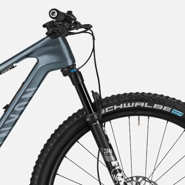 Lux Trail CF 8 Lux Trail CF 8