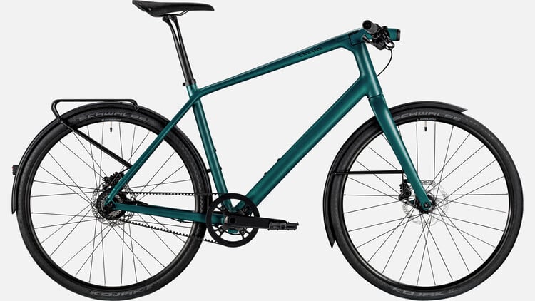 Commuter 8 Commuter 8