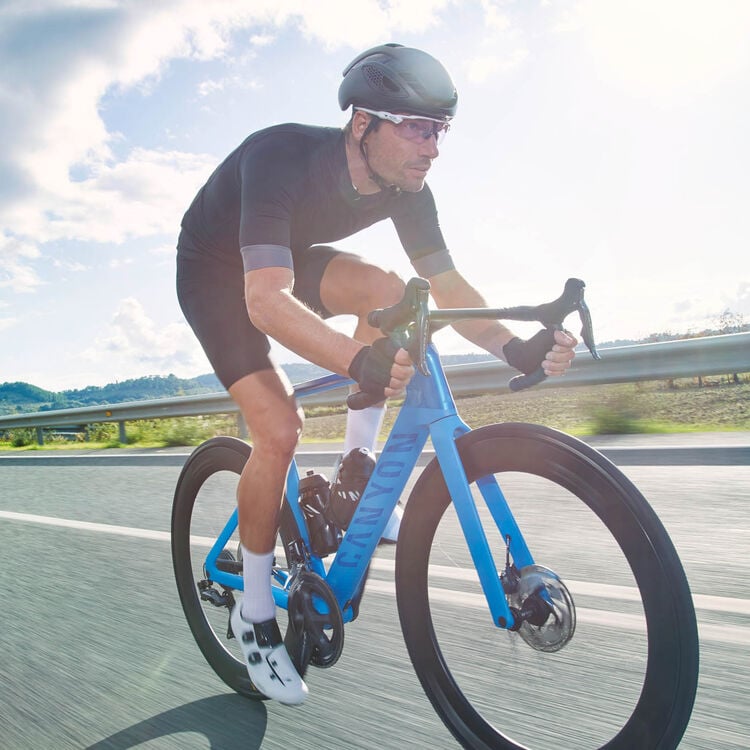 Aeroad CF SLX 8 Disc eTap Aeroad CF SLX 8 Disc eTap