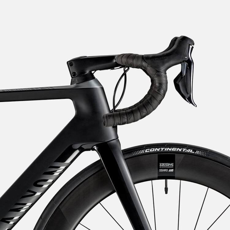 Aeroad CF SL Disc 8.0 Di2 Aeroad CF SL Disc 8.0 Di2
