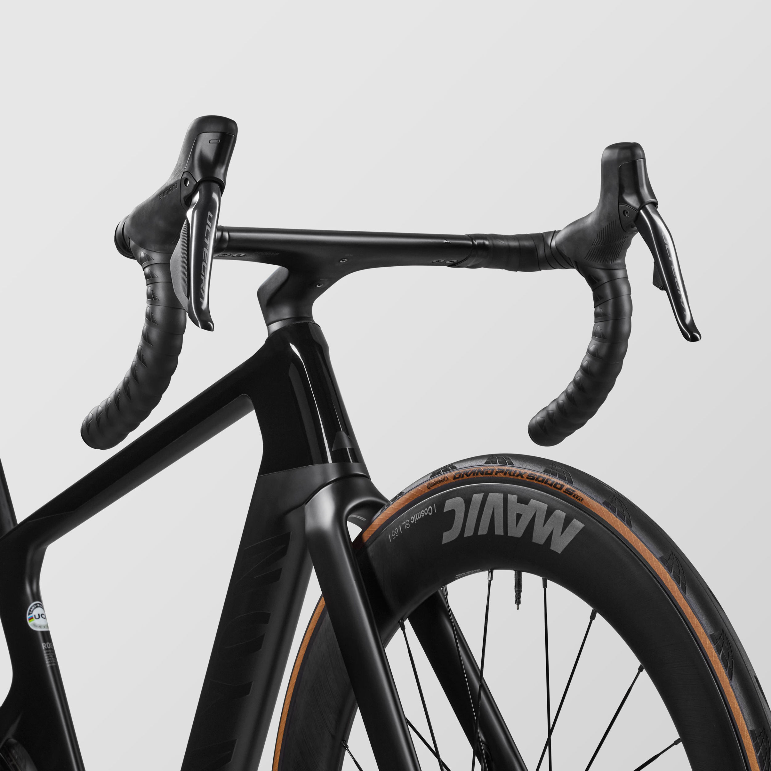 Aeroad CF SLX 8 Di2 Cosmic