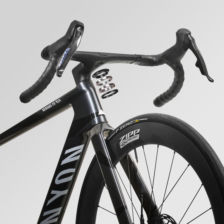Aeroad CF SLX 8 AXS SPEED Aeroad CF SLX 8 AXS SPEED