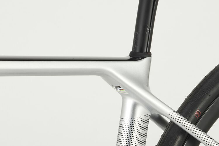 Endurace CF SLX 7 Di2 Endurace CF SLX 7 Di2